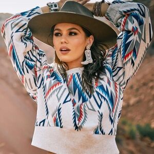 Ariat Women's Cropped Chimayo Sweatshirt Chimayo Grande Print